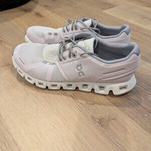 Women's On Cloud Sneakers - Size 9.5